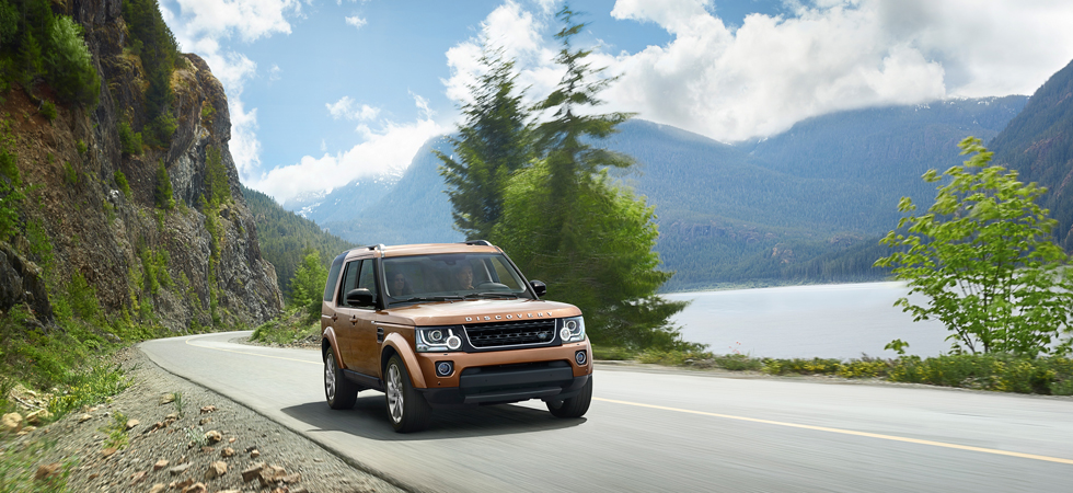 Land Rover add a duo of new Discovery models : The Landmark and The ...