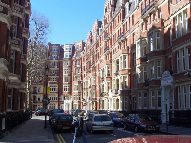 Four Of London’s Most Expensive Neighbourhoods And What You Have To Do To Get There Luxury