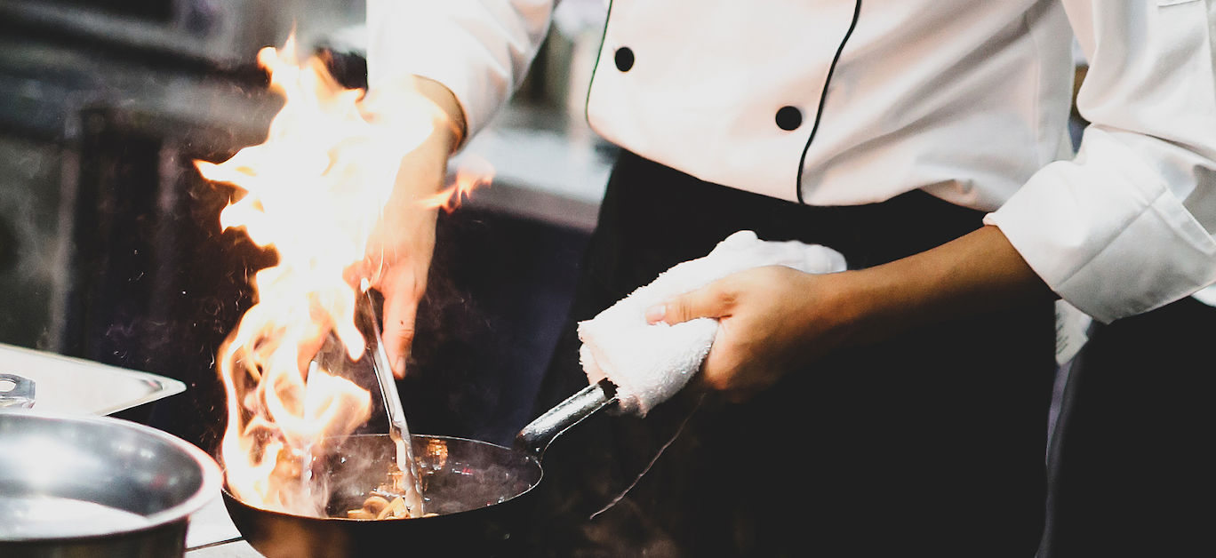 Generator Omhoog gaan Immuniteit Creating gourmet dishes: 10 Tips to cook like a chef | Luxury Lifestyle  Magazine