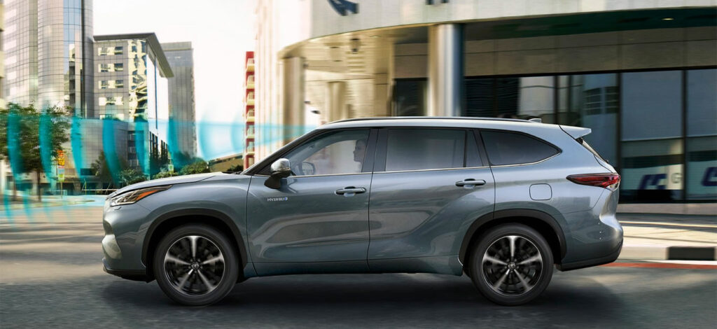 Test drive: The all-new Toyota Highlander Hybrid SUV | Luxury Lifestyle ...