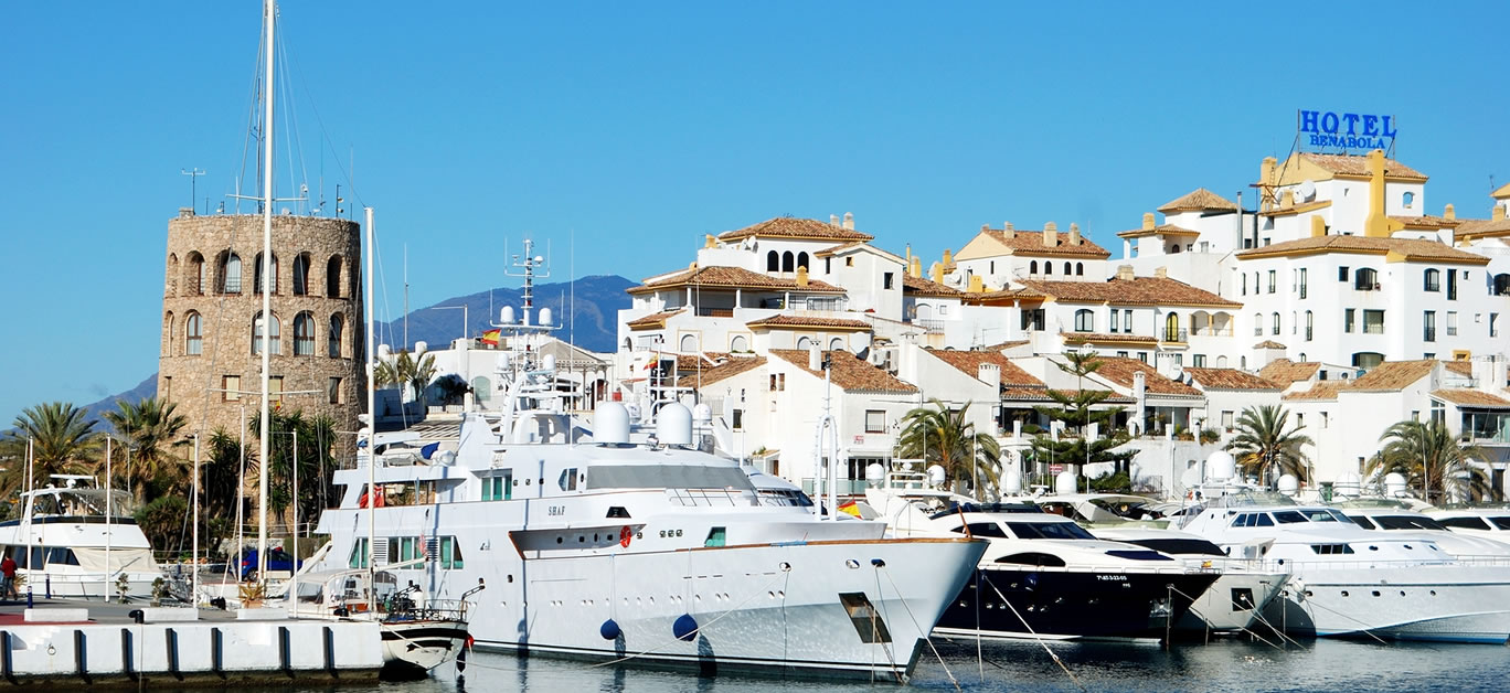 Puerto Banus Marina Harbour Seafront Apartment, Marbella – Updated