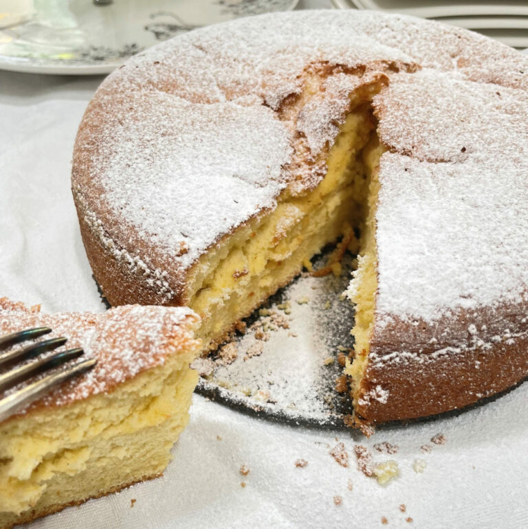 Recipe: Gâteau de Savoie by Florence Rebattet, chef and founder of En ...