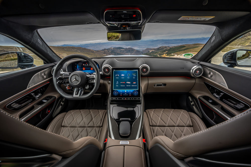 New Mercedes-AMG GT 63 Coupé interior