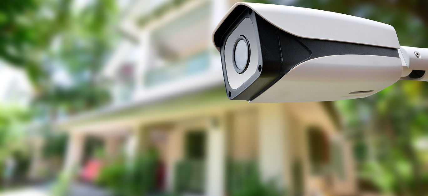 CCTV Security Camera protect your home from bandit