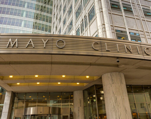 Mayo Clinic entrance and sign