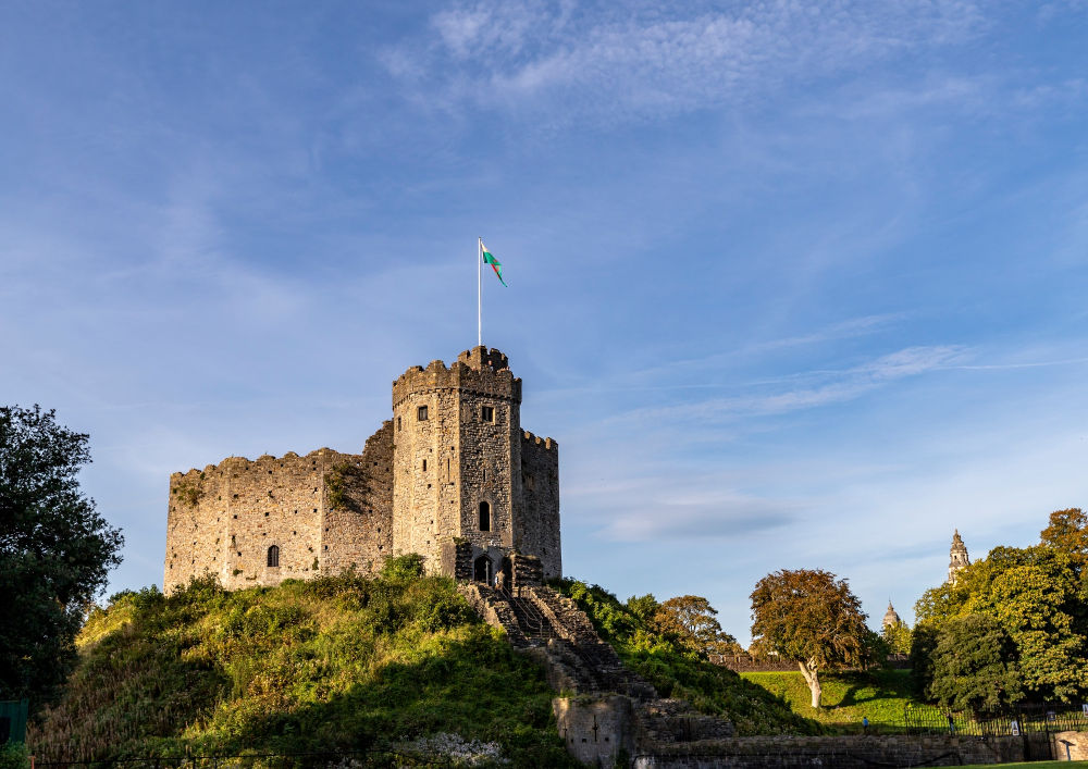 cardiff castle exterior