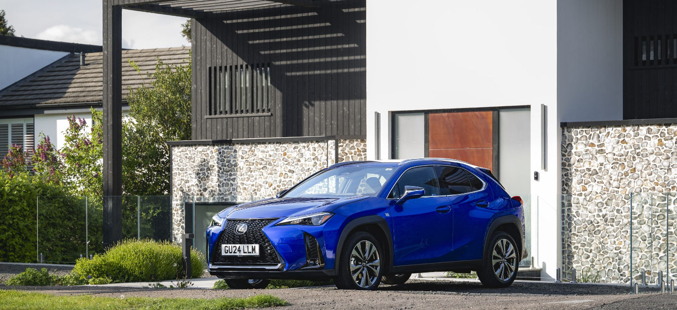 024 Lexus UX 300h