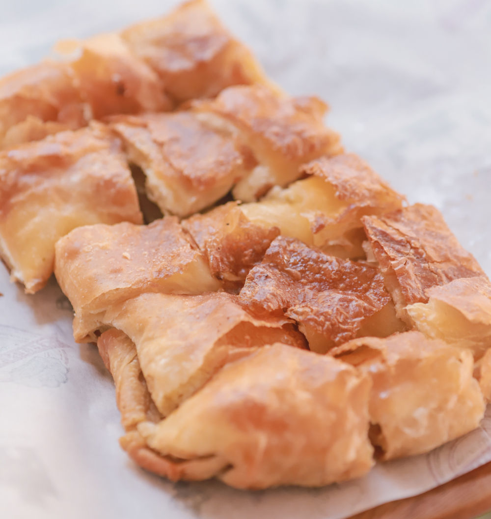 Bougatsa