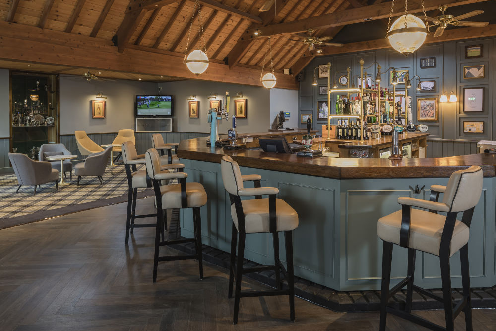 Dunston Hall Hotel, Spa and Golf Resort bunkers bar