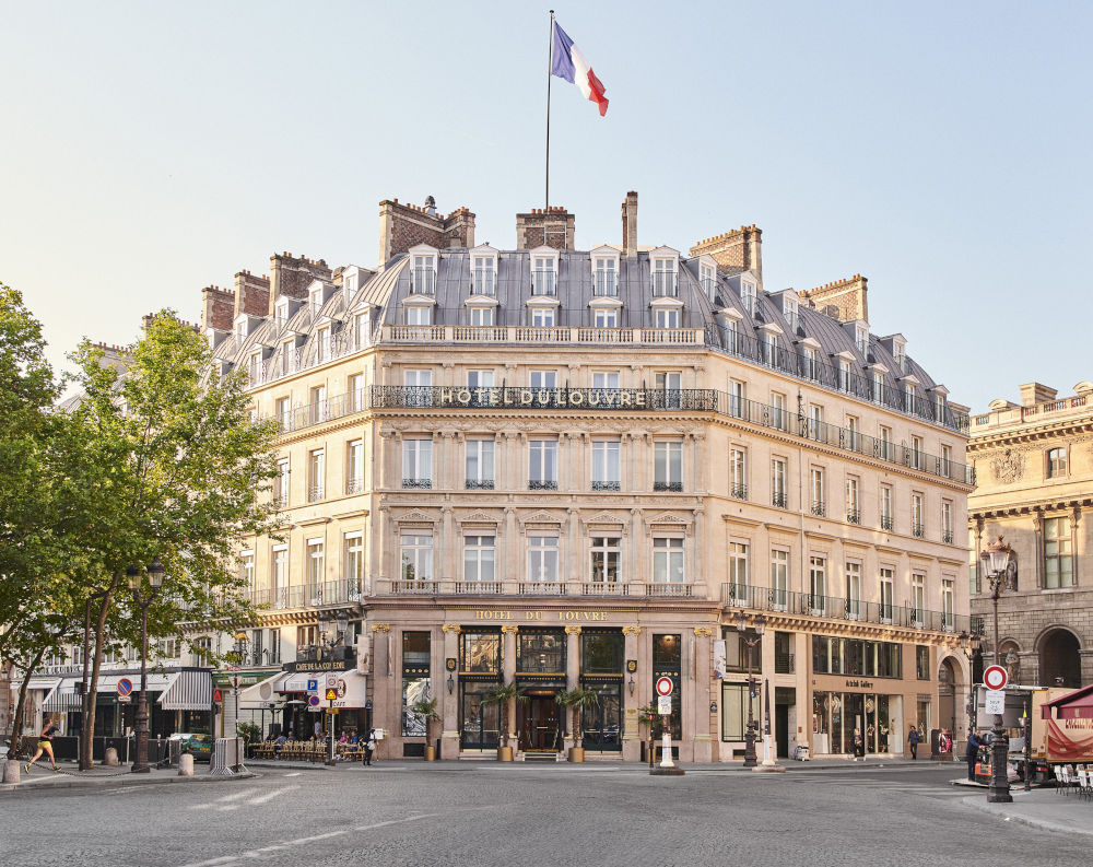 hotel du louvre exterior