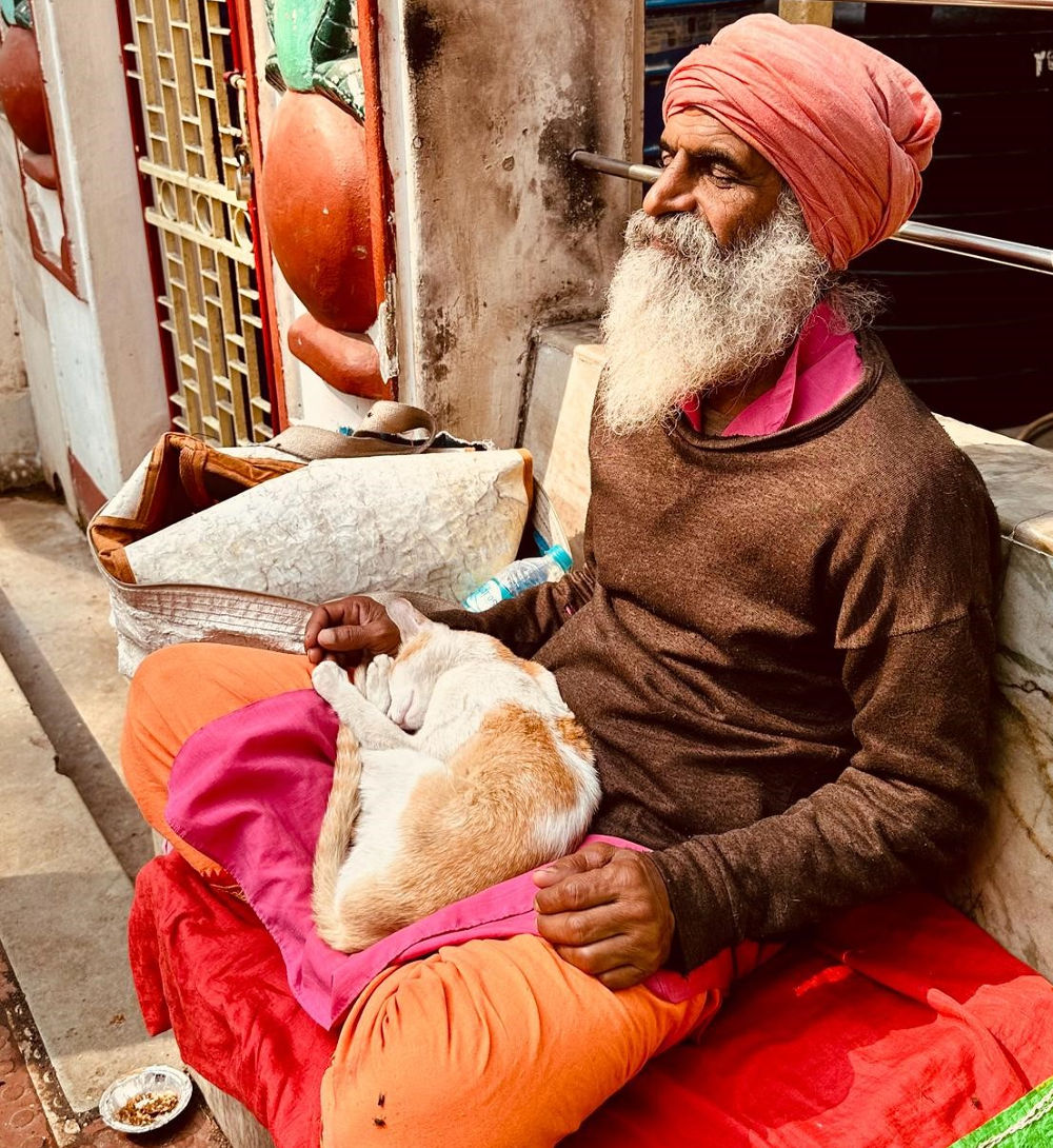 Man worshipping Kamakhya