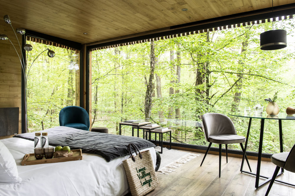 loire valley lodges room