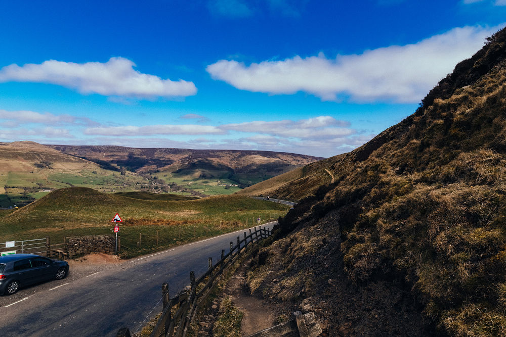 A trip along the mountain range in the Peak District, from Mam Tor to Losehill Pike Wards Piece