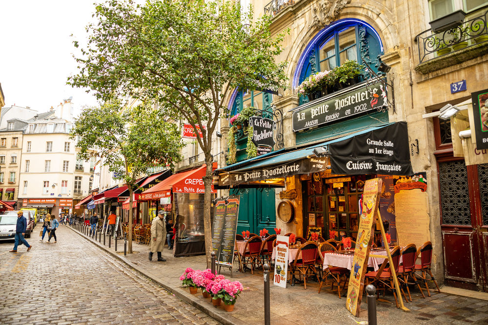 Paris café 