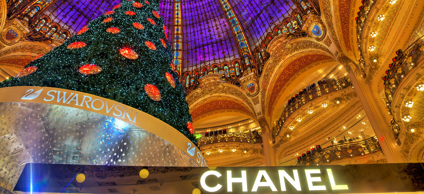 beautiful decorated Christmas Tree in Galeries Lafayette