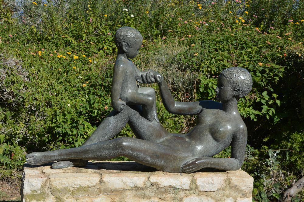 garden sculptures