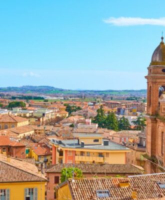 Panoramic view of small italian town Santarcangelo di Romagna, E