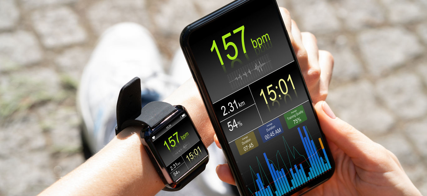 Smart Watch Health Gadget For Running. Runner App