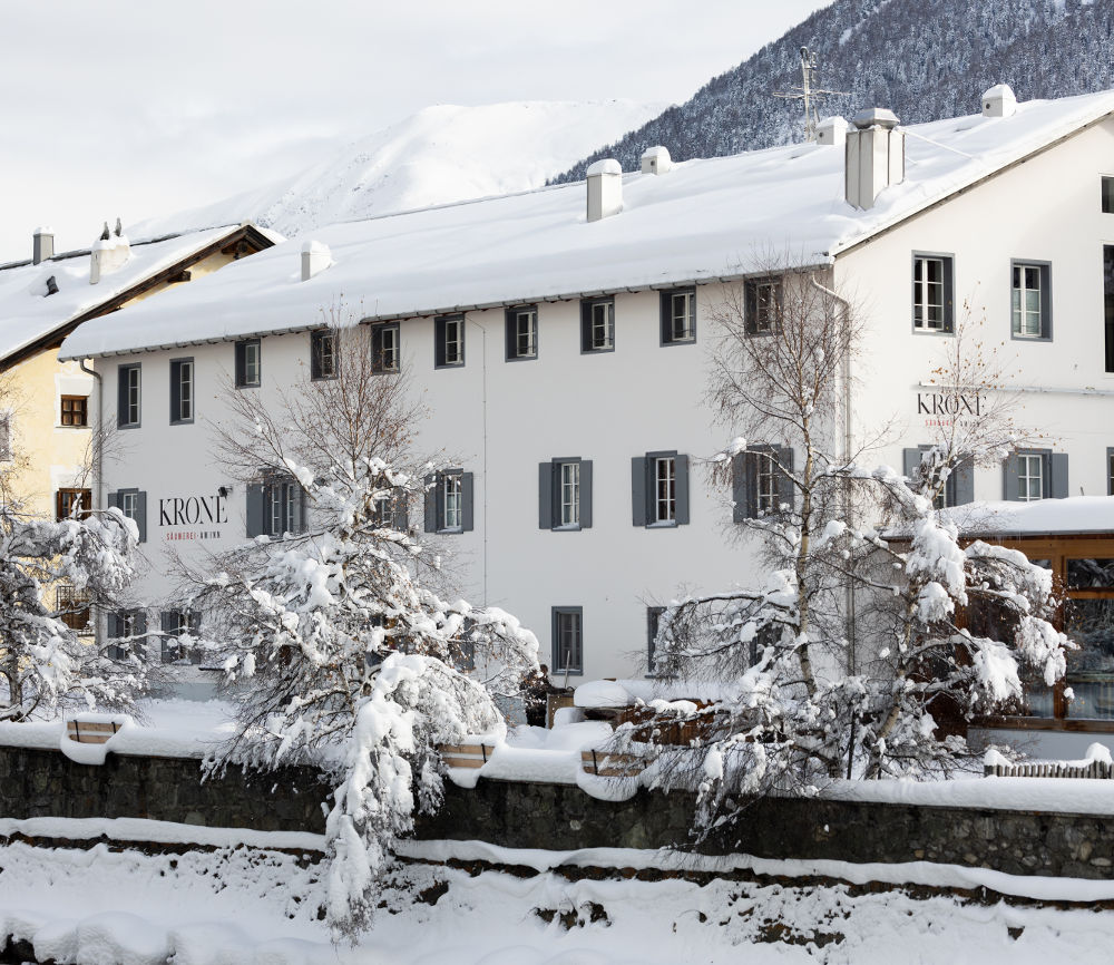 Krone Säumerei am Inn in winter