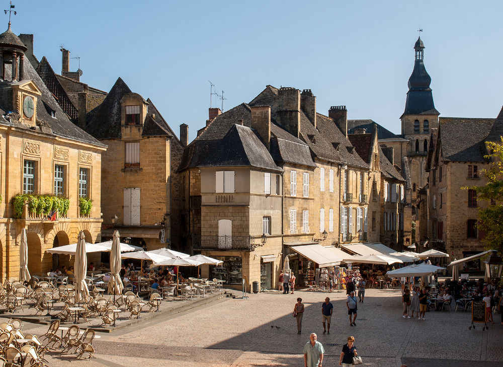 Historic houses surrounding Place de la Liberte in Sarlat la Caneda in Dordogne Department, Aquitaine, France