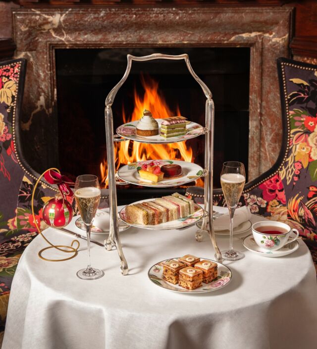 This Christmas, @browns_hotel Hotel in Mayfair celebrates the season with an exclusive collaboration with Golden Goode. Running throughout the hotel and reflected in the Festive Afternoon Tea, it features a special nod to the partnership in the form of an exclusive pastry.

Available until the 6th of January, This unique collaboration with Golden Goose runs throughout the hotel, from a special accommodation package to stunning festive décor – adding a golden touch to every experience.